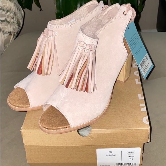 toms elba tassel